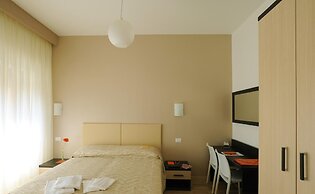 Honey Rooms