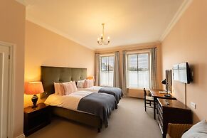 Green Dragon Hotel