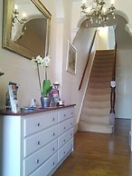 Gyves Guest House