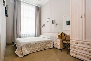 Anabel at Nevsky 88