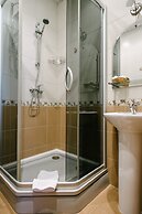 Anabel at Nevsky 88