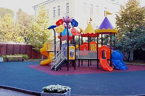 Anabel at Nevsky 88