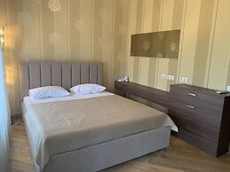 Anabel at Nevsky 88