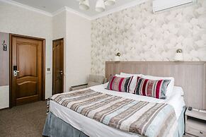 Anabel at Nevsky 88