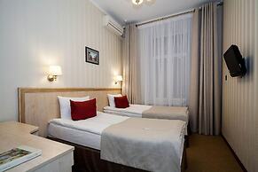 Anabel at Nevsky 88
