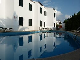 Apartamentos California I y II