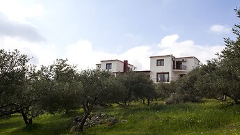 Foivos and Athina Villas