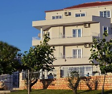 Villa August Ksamil