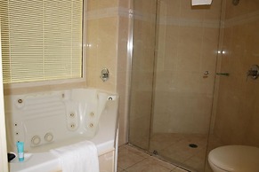 The Boathouse Luxury Apartments