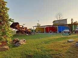 Iron Resort&Hotel
