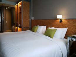 IND Hotel