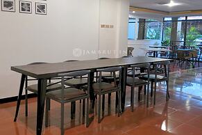 Jambrut Inn