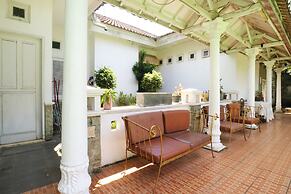 Villa Sri Manganti