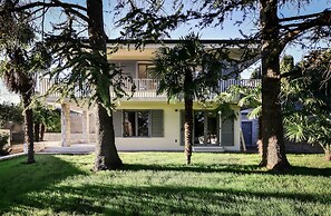 Forgotten Garden Villa