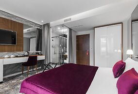 Sky hotel