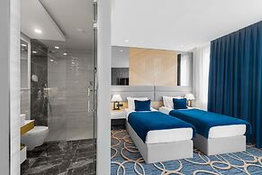 Sky hotel