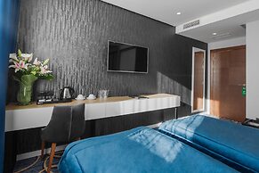 Sky hotel