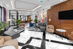 Sky hotel