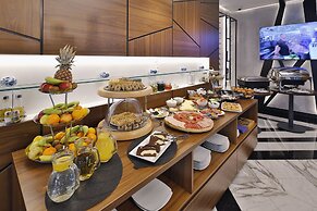 Sky hotel