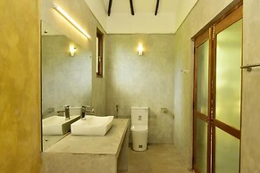 Safari Queens Resort