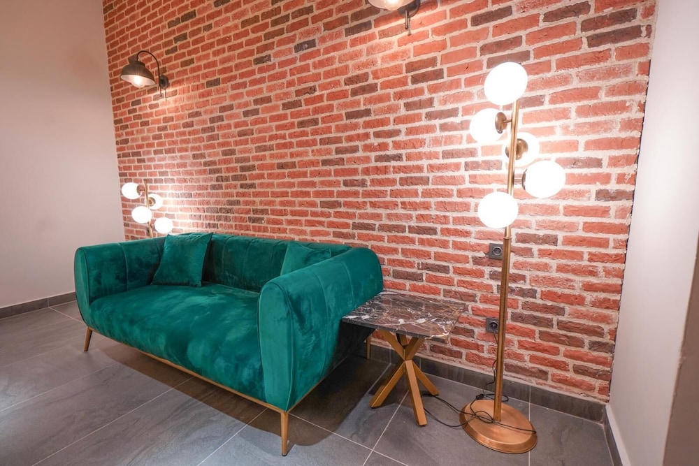 Amore Hotel