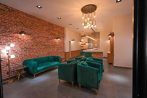 Amore Hotel