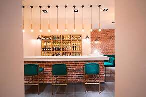 Amore Hotel