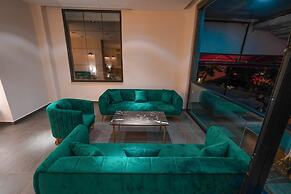 Amore Hotel