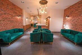 Amore Hotel