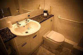 Heywood Spa Hotel