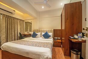 Hotel Kalpana Palace