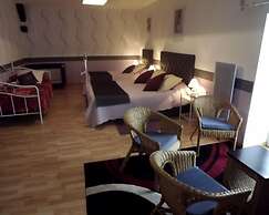 Logis De Chezelles