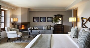 MounTrace Suites & Spa