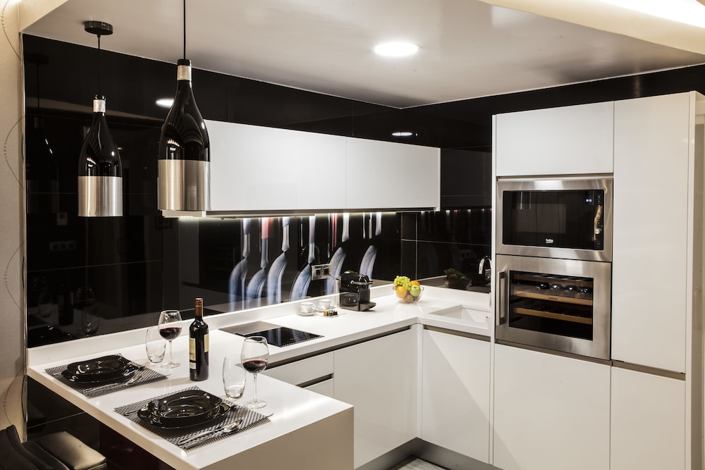 Wine & Soul Suites