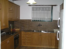 Stratos Villas
