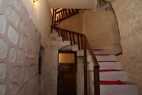 Unicorn Cave Hotel