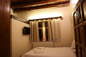 Unicorn Cave Hotel
