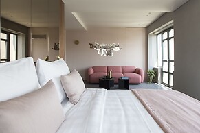 Perianth Hotel, a member of Design Hotels