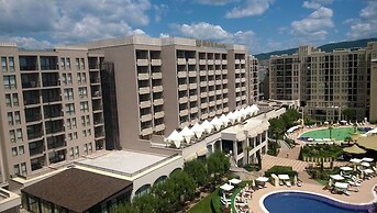 Sandapart Royal Beach Apartments
