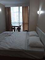 Woo Hotel