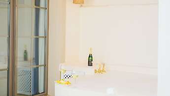 Salonika Suites