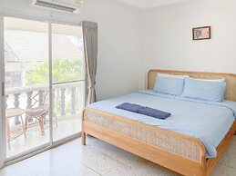 Bang Saphan Resort