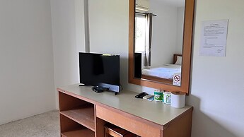 Bang Saphan Resort