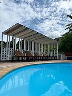 Bang Saphan Resort