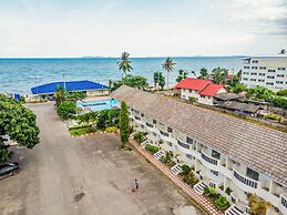 Bang Saphan Resort