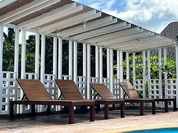 Bang Saphan Resort