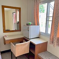 Bang Saphan Resort