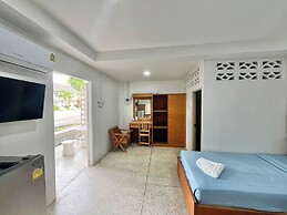 Bang Saphan Resort