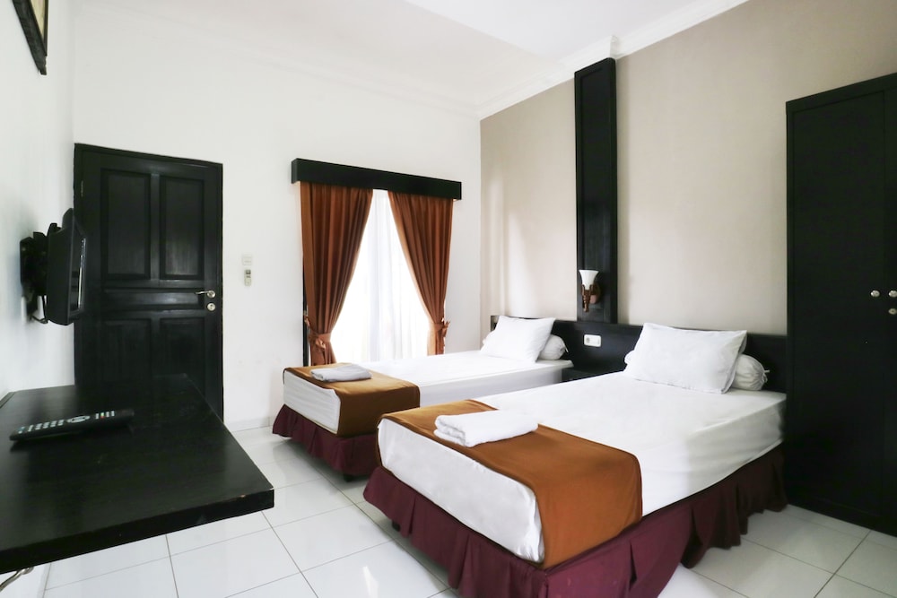 Warapsari Inn