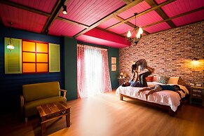 Fly Inn Yilan